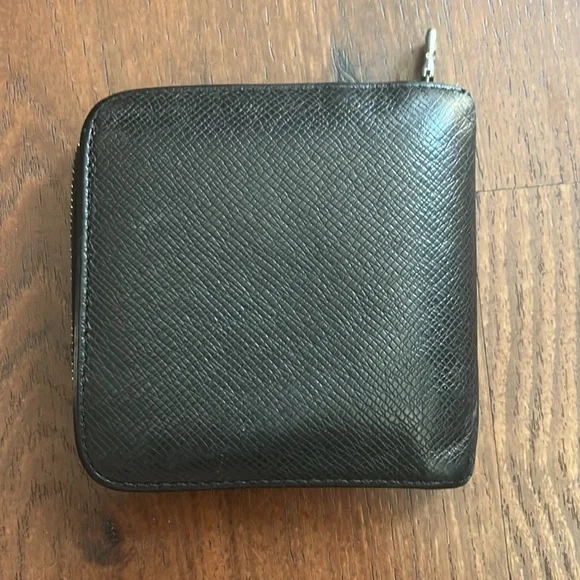 LV wallet zippy (Black) - Picture 3 of 12